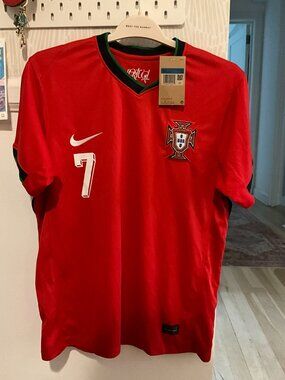 Nike Portugal Cristiano Ronaldo #7 2024 Home Jersey – Men's M NWT